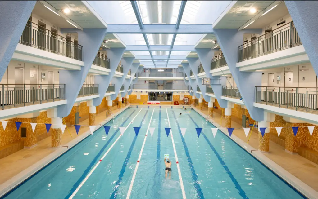piscine rouvet.png