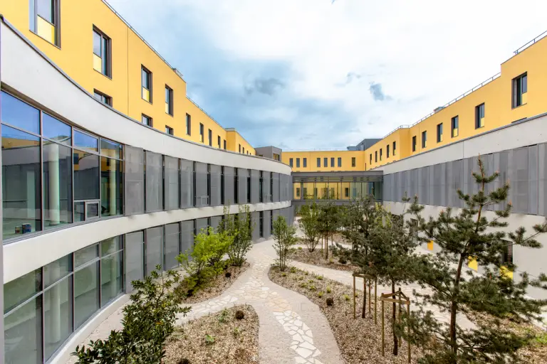 Hopital_Valmy__Dijon-Copyright__Stephane_URBANO_1.png